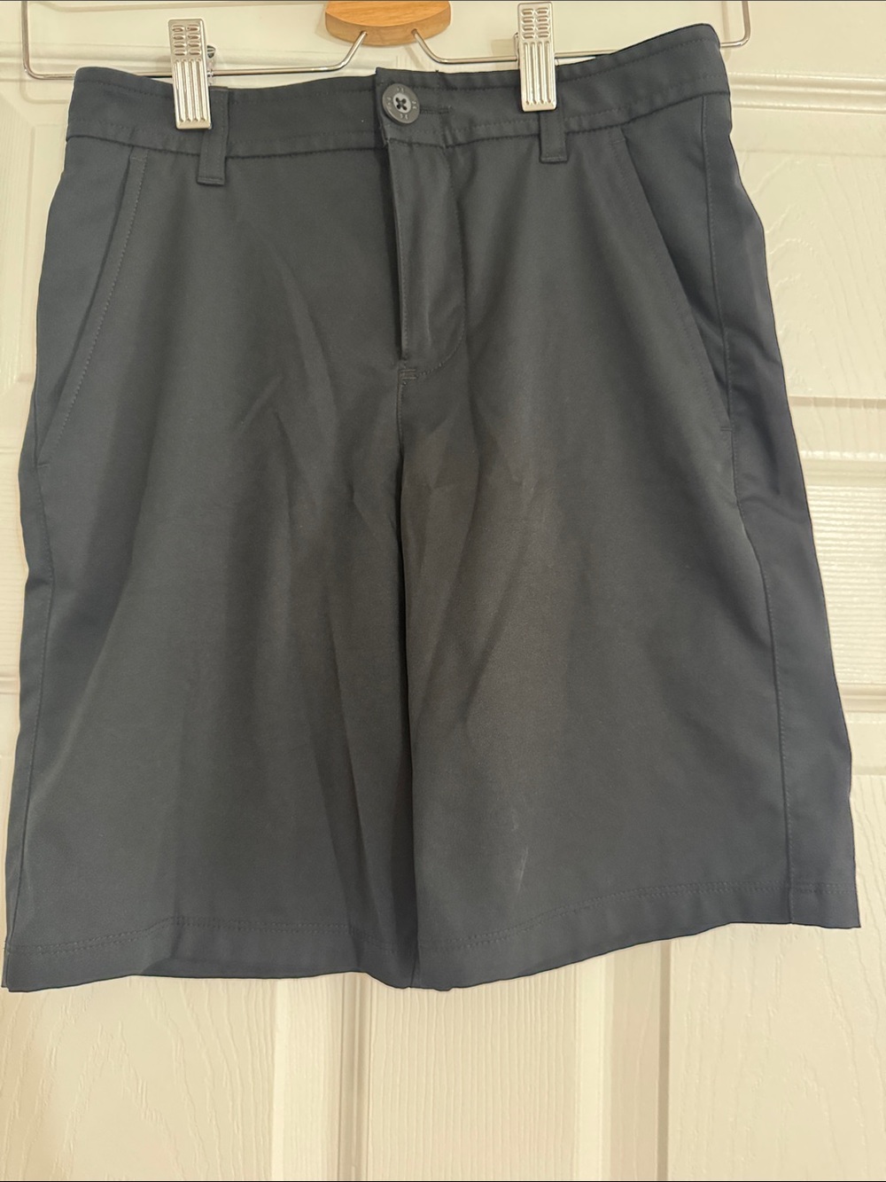 Under Armour Men's Black Flat-Front Performance Shorts